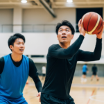 スマホを見る30分をシュートに。HOOP7で実践する「タイパ最強」のリフレッシュ術